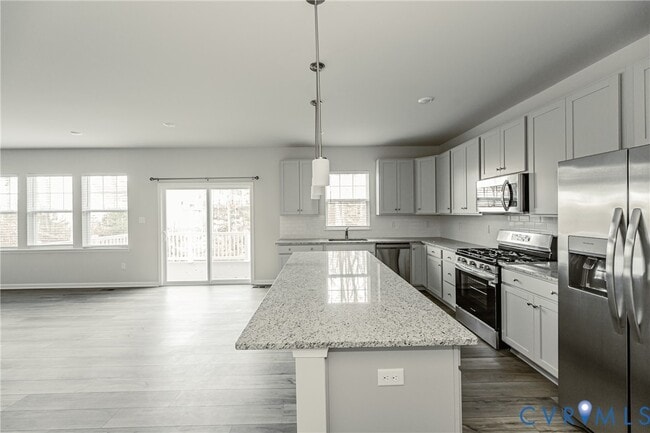 Building Photo - 6467 Fennec Run