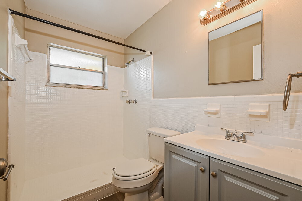 Building Photo - 10945 Tangora St