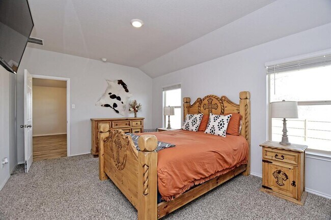 Building Photo - 508 Wyatt Wy