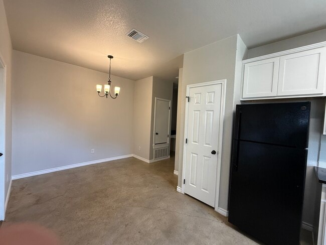 Building Photo - 4026 St Peter Lp