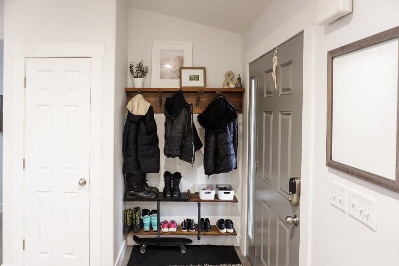 Building Photo - 1795 E Walnut Grove Dr