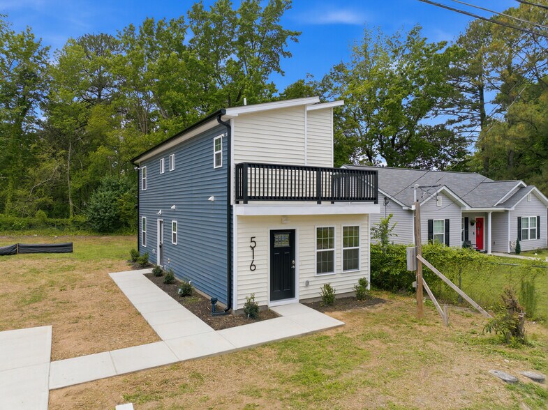 Building Photo - 516 Singletary St SE