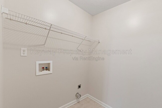 Building Photo - 4011 Oellerich St