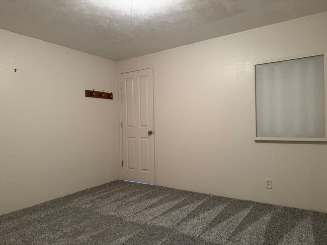Building Photo - Charming Midtown 3BR Near Benson & UNO for...
