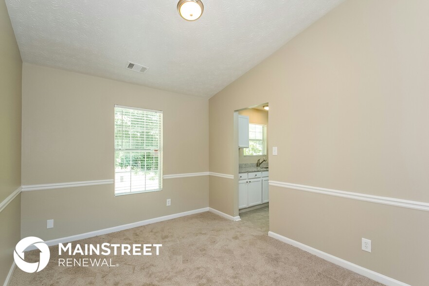 Building Photo - 6661 Rebecca Lou Ln