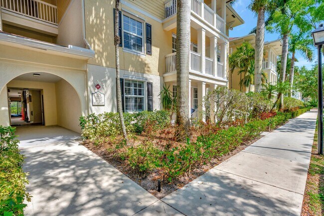 Building Photo - 275 Murcia Dr
