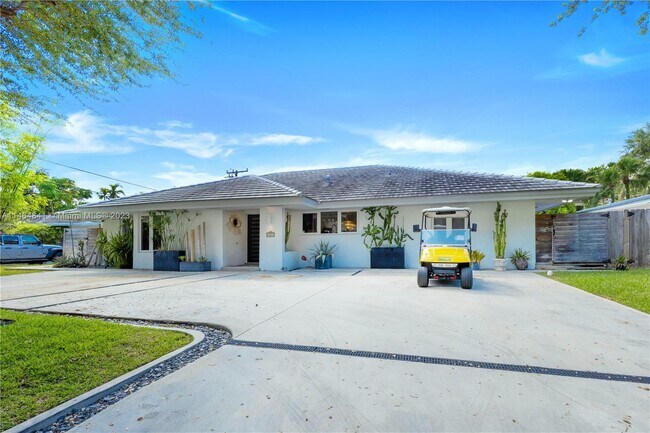 Building Photo - 524 Warren Ln