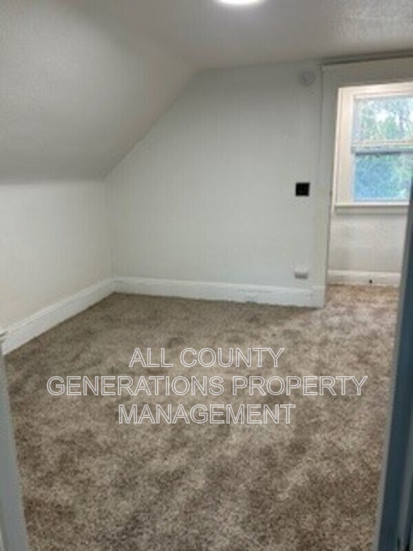 Building Photo - 9705 Orleans Ave