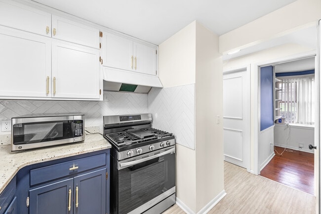 Building Photo - Ward Road SFH