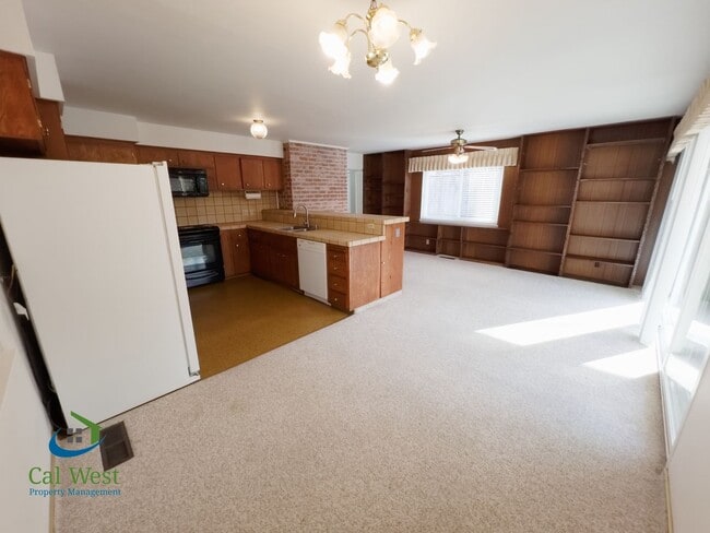 Building Photo - $4,795 - Beautiful 4 beds/2 Baths Home near Los Gatos Border