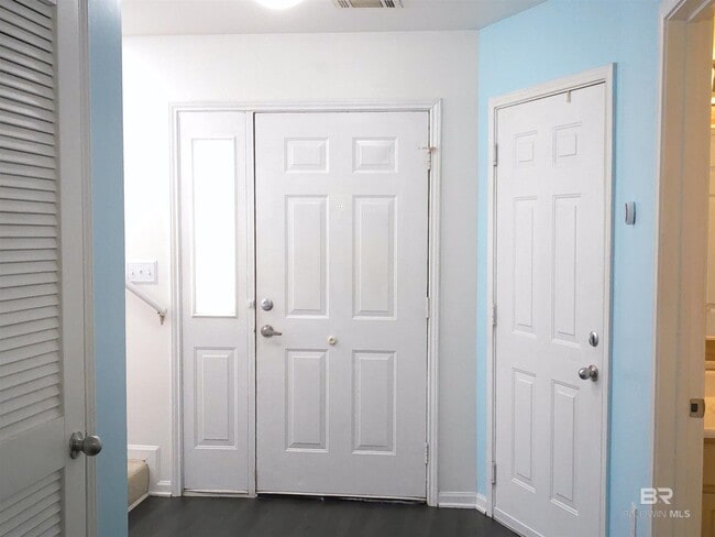 Building Photo - 1517 Regency Rd