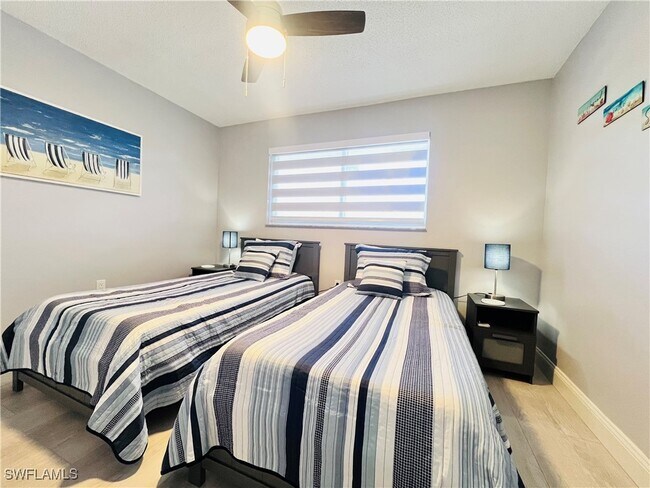 Building Photo - 400 Forest Lakes Blvd