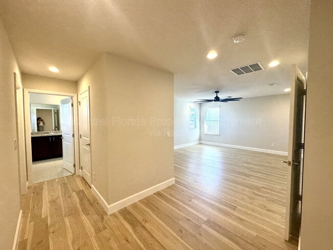 Building Photo - 3615 Voyager Ln