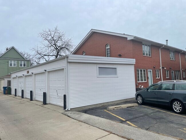 Building Photo - 309 Elgin Ave