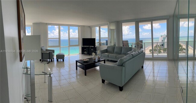 Building Photo - 3505 S Ocean Dr