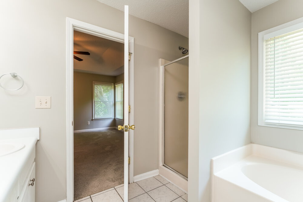 Building Photo - 4091 S Fork Dr