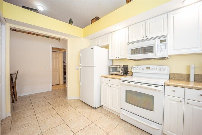 Building Photo - 5168 Harbour Dr