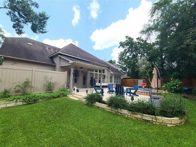 Building Photo - 46 Beckonvale Ct
