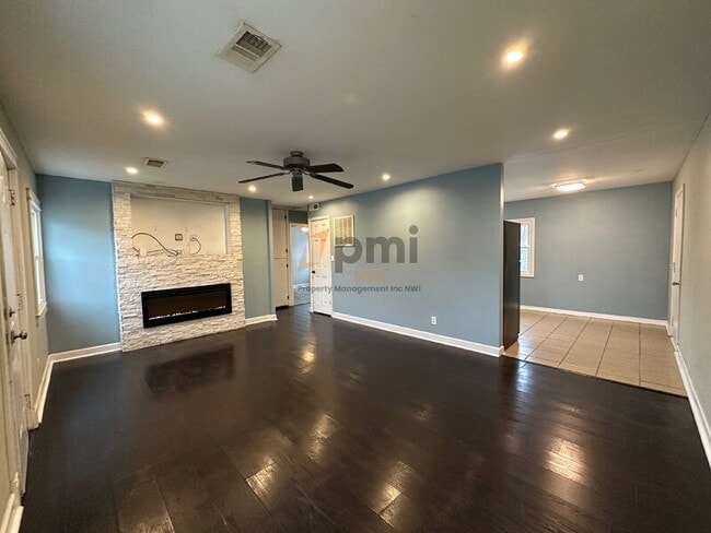 Building Photo - 7752 Beech Ave