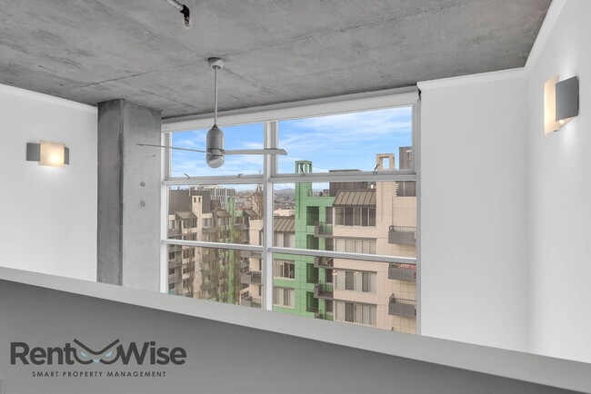 Building Photo - 77 Dow Pl