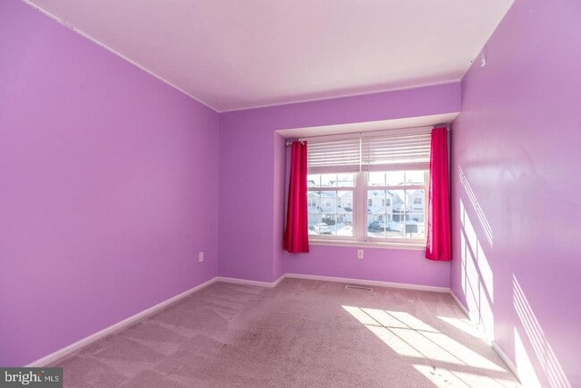 Building Photo - 3 Glen Meadow Ct