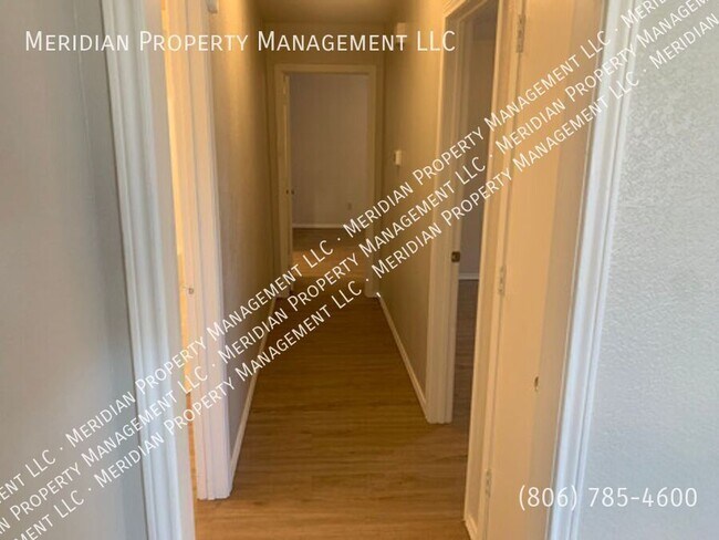 Building Photo - 2019 S Loop 289