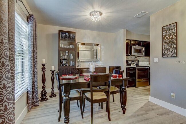 Building Photo - 4302 Brigadoon Cir