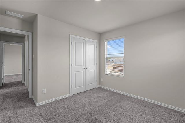 Building Photo - 210 Monarch Wy
