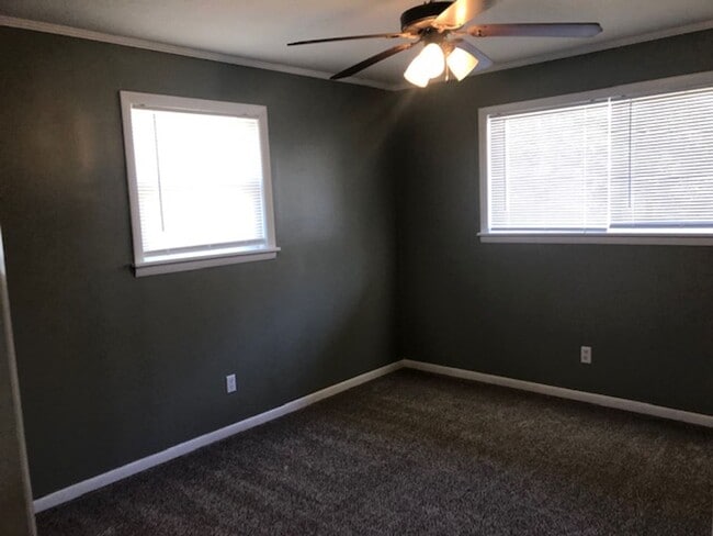 Building Photo - 3061 MS-6