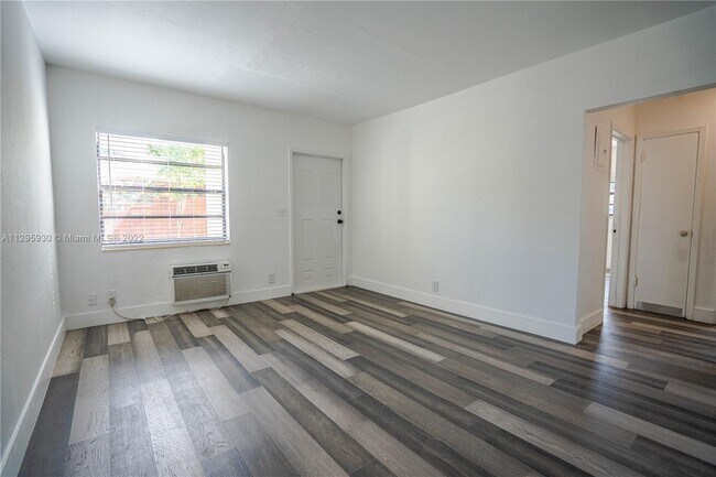 Building Photo - 1110 NW 6th Ave