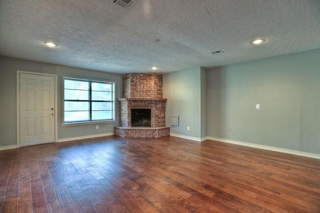 Building Photo - 1138 Cottage Oak Ln