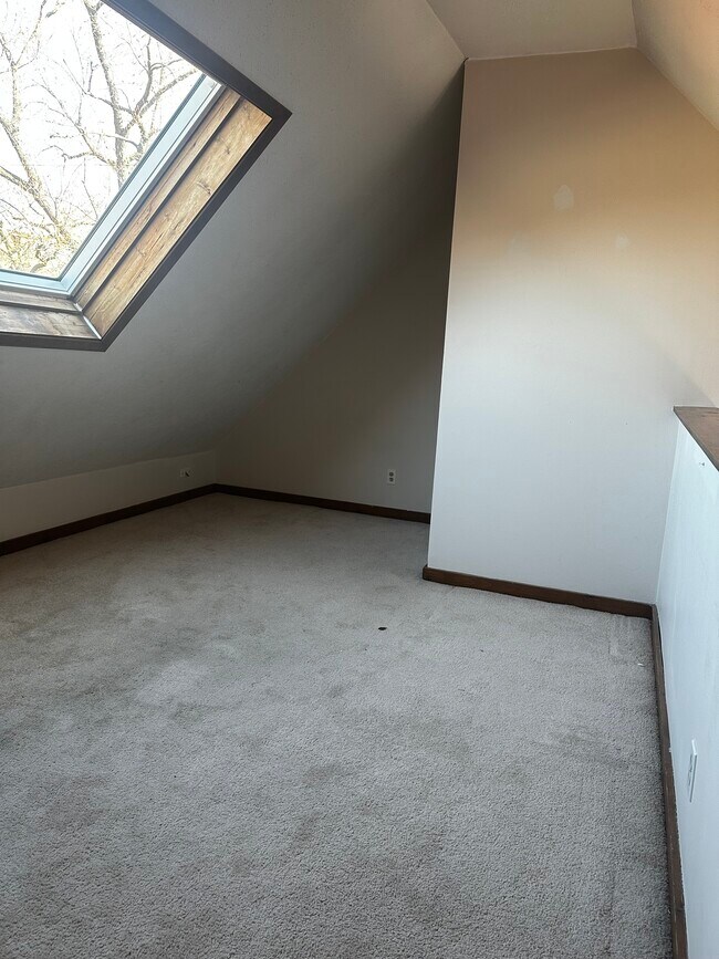 Building Photo - 1823 W 29th Pl