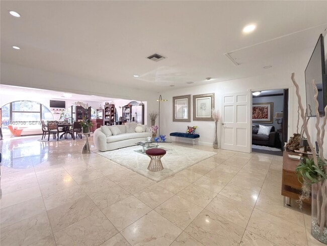 Building Photo - 7925 SW 124th St