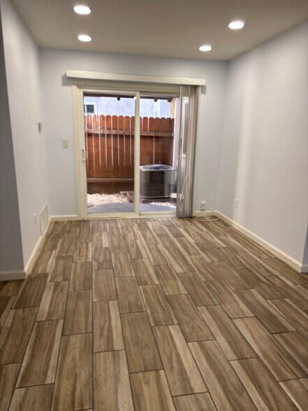 Dining Area - 1249 E Bastanchury Rd