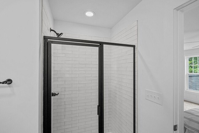 Building Photo - Minutes to Uptown, NoDa & Camp North End