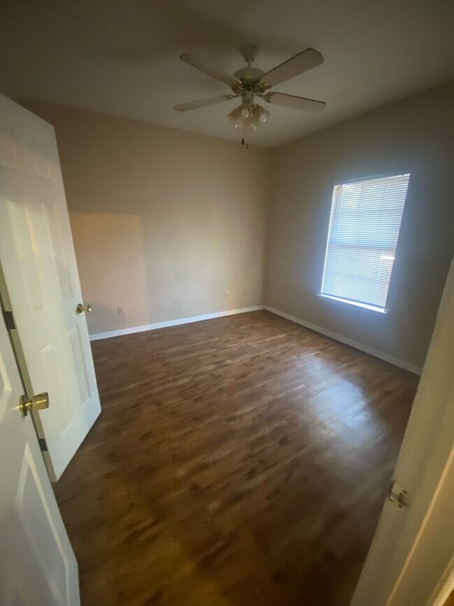 Building Photo - Monthly Paid Rent