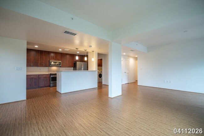 Building Photo - Ka Malanai @Kailua 3-bedroom 2-bath End Unit