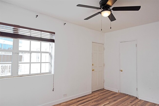 Building Photo - 2383 Flamingo Dr