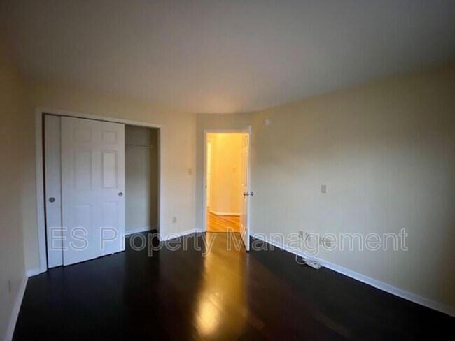 Building Photo - 6141 Wildcat Dr