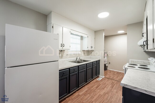 Building Photo - Charming 4-Bedroom, 2-Bath Home in Adamsville, AL – Now Available!