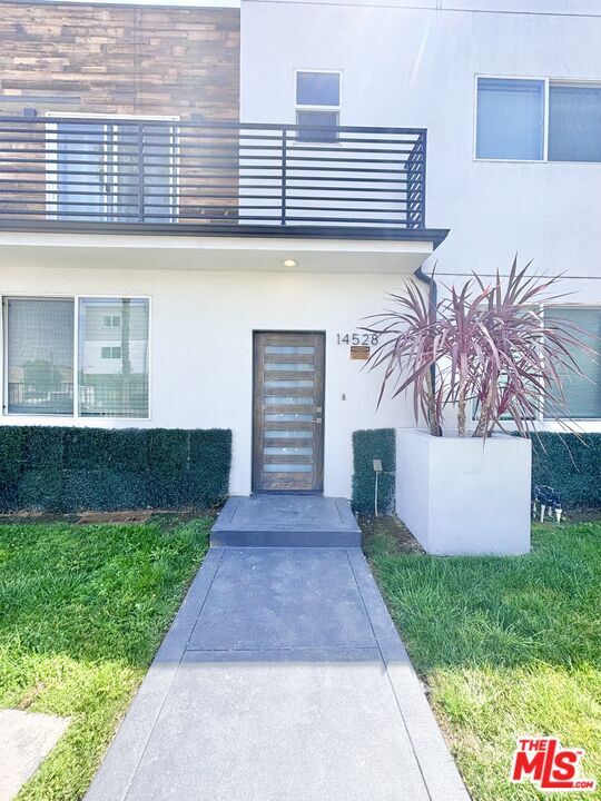 Building Photo - 14528 Killion St