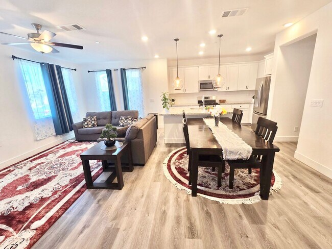 Building Photo - Elegant & Functional – Your Spring Lake Dream Home Awaits