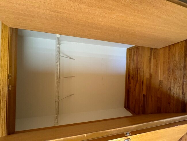 Building Photo - 5428 S Loomis Blvd