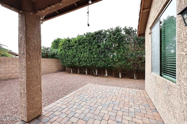 Building Photo - 16945 W Manchester Dr