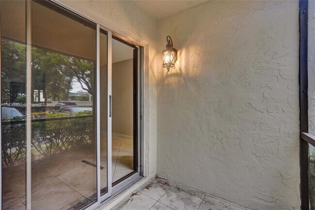 Building Photo - 106 Gardens Dr