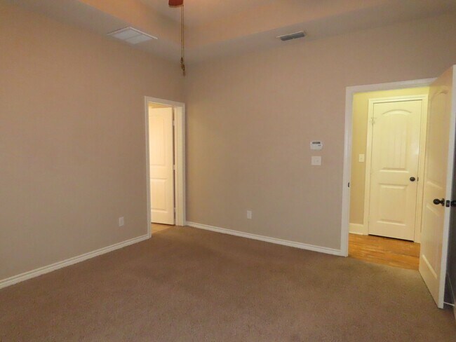 Building Photo - Extraordinary 3 Bedroom, 2 Bath Home in Southeast Tyler! Coming Soon!