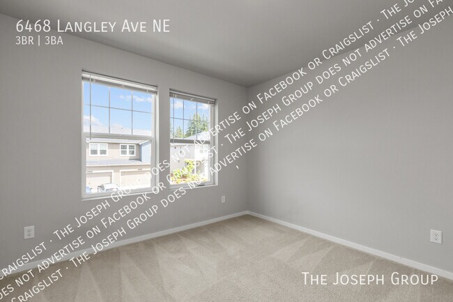 Building Photo - 6468 Langley Ave NE