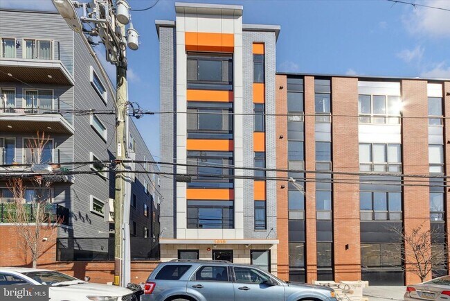 Building Photo - 1615 Poplar St