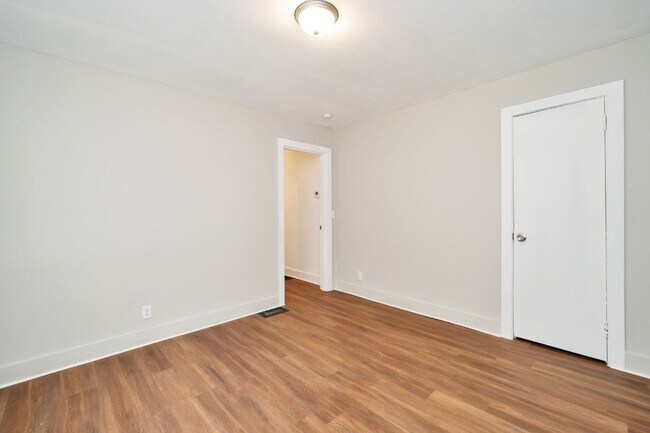 Building Photo - Newly Renovated 3-Bed, 2-Bath Home in Birm...
