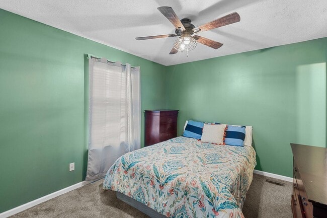 Building Photo - 3 br, 2 bath House - 1804 Gypsy Court